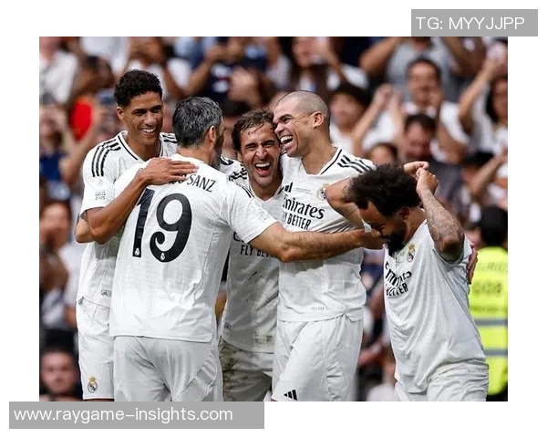 欧联杯惊心动魄拜仁绝杀皇马争议判罚引发全场热议