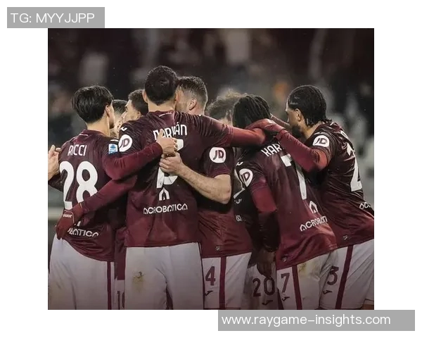 意甲精彩对决那不勒斯逆转AC米兰乌龙球成比赛转折点引发转会热议