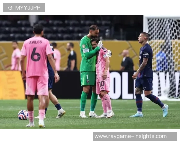 世界杯精彩对决巴黎圣日耳曼6比2战胜巴萨乌龙球成比赛转折点解析